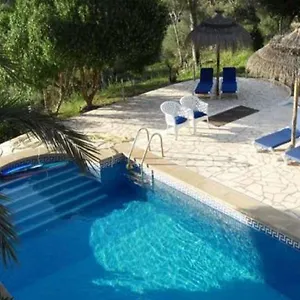 Appartement Del Golfo Urio With Swimming Pool Shared By The Two, Santa Flavia
